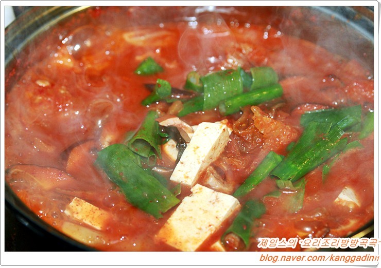돼지랑찌개랑 이미지
