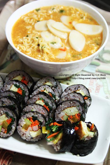 라면 더하기 김밥 | 인스티즈