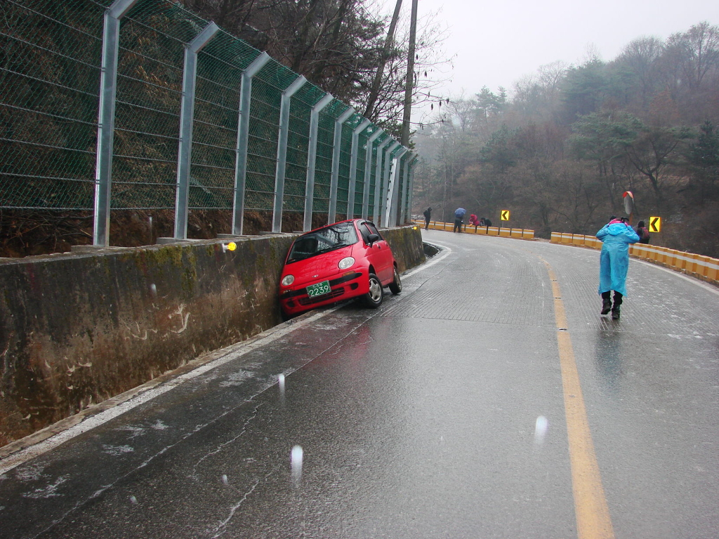 바다위산아래 이미지