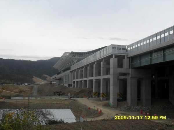 경부고속철도 신경주역사 이미지