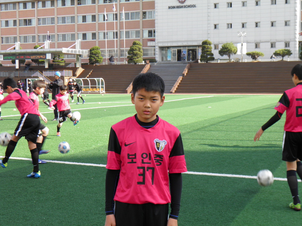 우 이미지