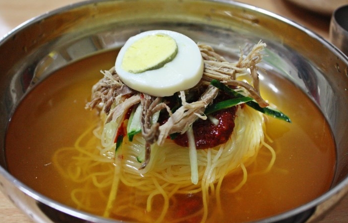밀면 이미지