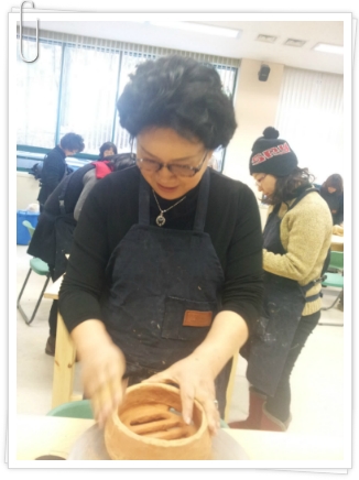 도자기를빚다 이미지