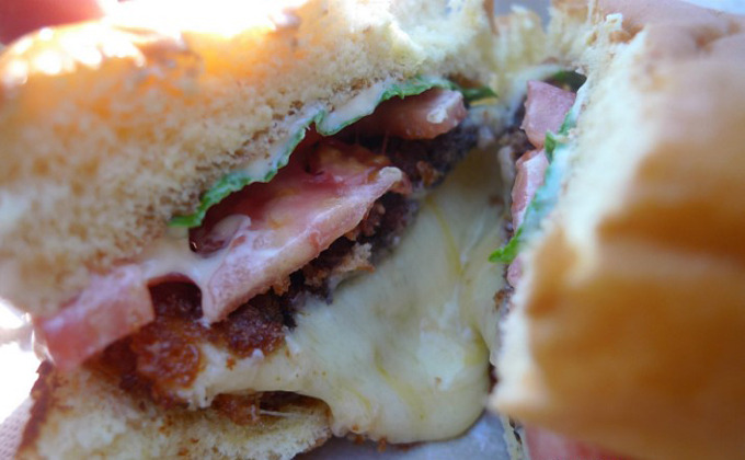 한국사람들에게 호불호가 명확히 갈리는 미국식 햄버거 2가지.jpg | 인스티즈