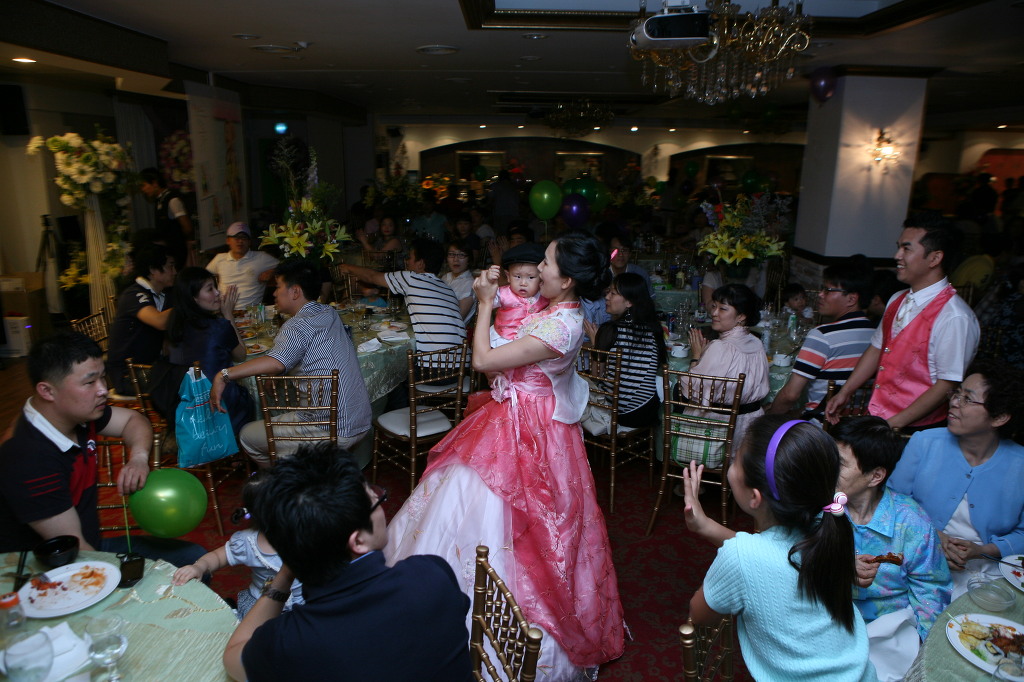 왕자한복 이미지