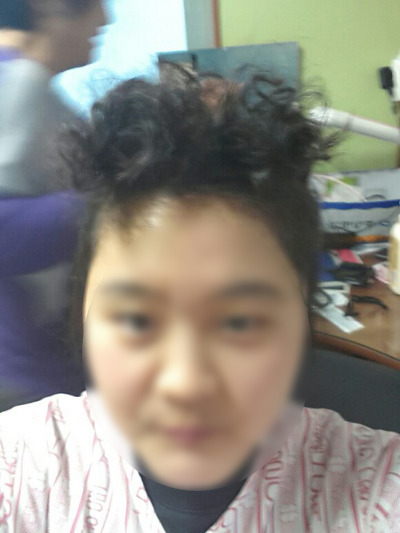 여고생의 집에서 하는 앞머리파마 | 인스티즈