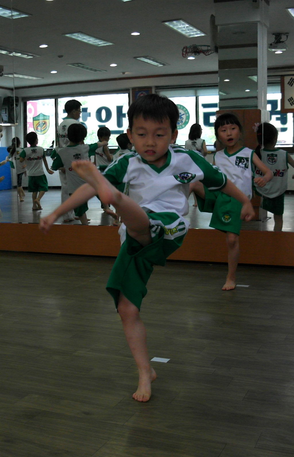 서우주 이미지