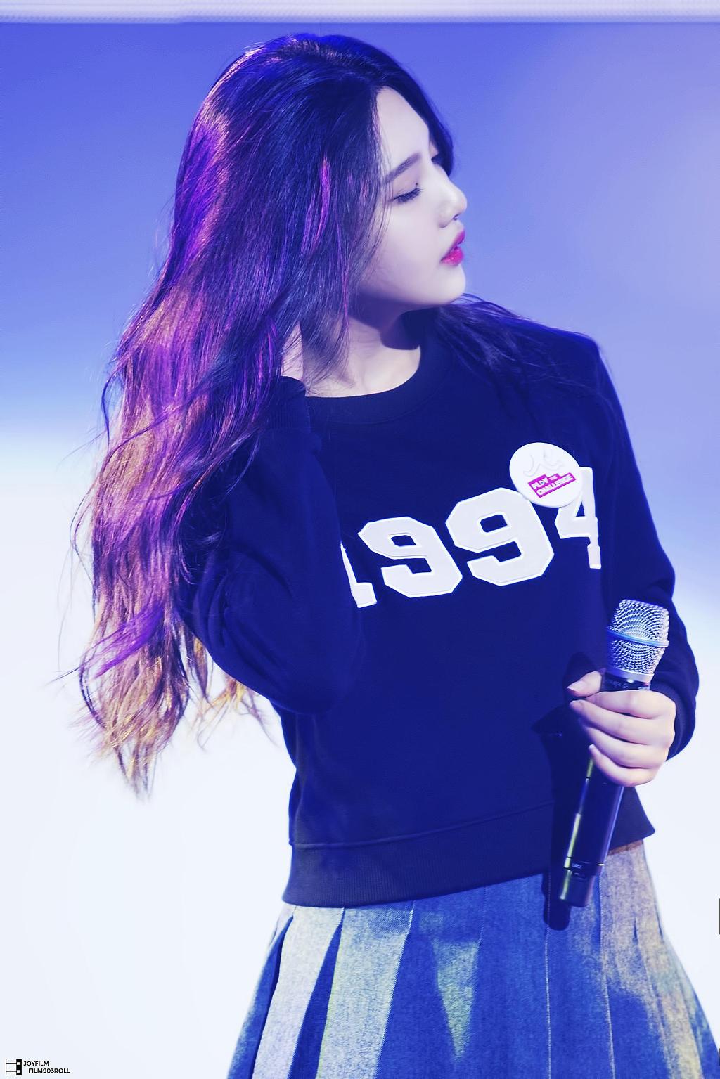 자칭 섹시담당 레드벨벳 조이.jpg | 인스티즈