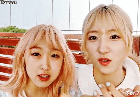 브이앱중인 우주소녀 수빈,은서.gif | 인스티즈
