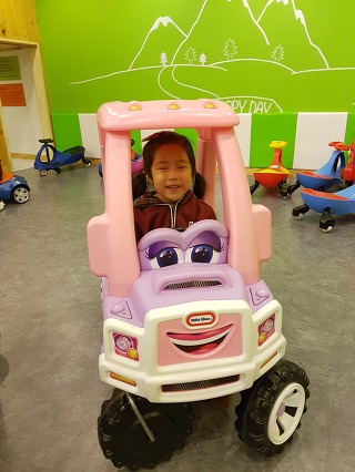 궁디팡팡 키즈카페 이미지