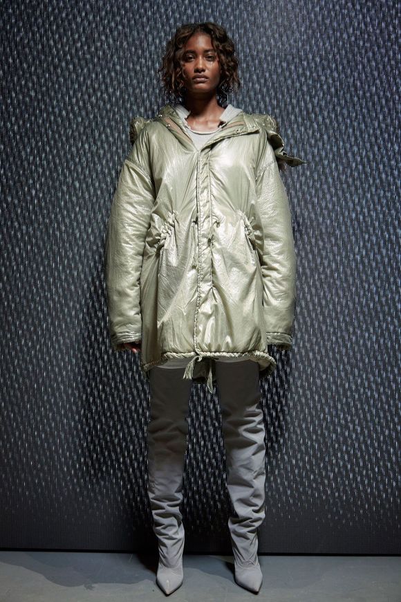 Yeezy 칸예웨스트 브랜드 2017 컬렉션.jpg | 인스티즈