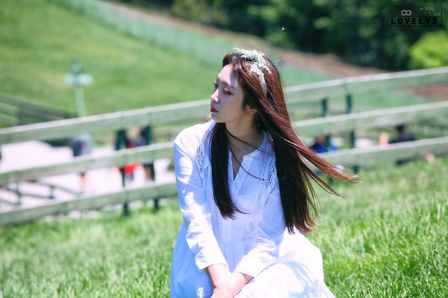 [러블리즈] 8월의 첫 업로드는 누구로 할까 고민하다가 지수 | 인스티즈