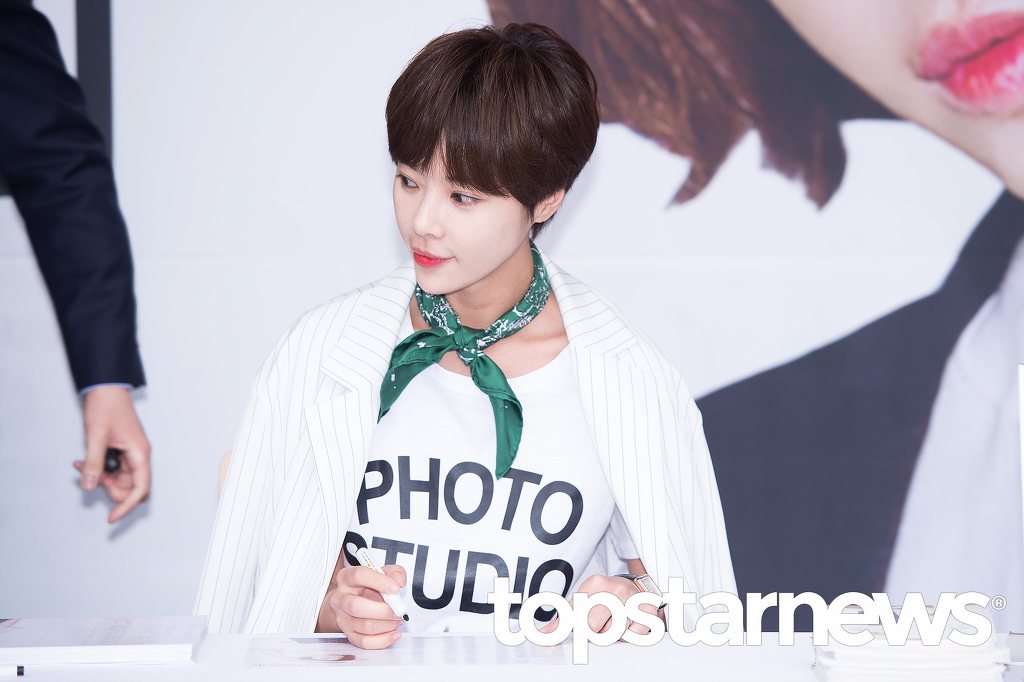 어울리기만 하면 분위기 제대로 터지는 헤어스타일.jpg | 인스티즈