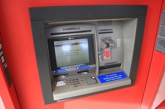 자신에게 한달에 100억씩 준다는 직업을 제안한다면 일 한다vs안 한다 | 인스티즈