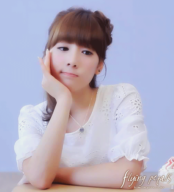 전설의 태연 스크린세이버.gif | 인스티즈