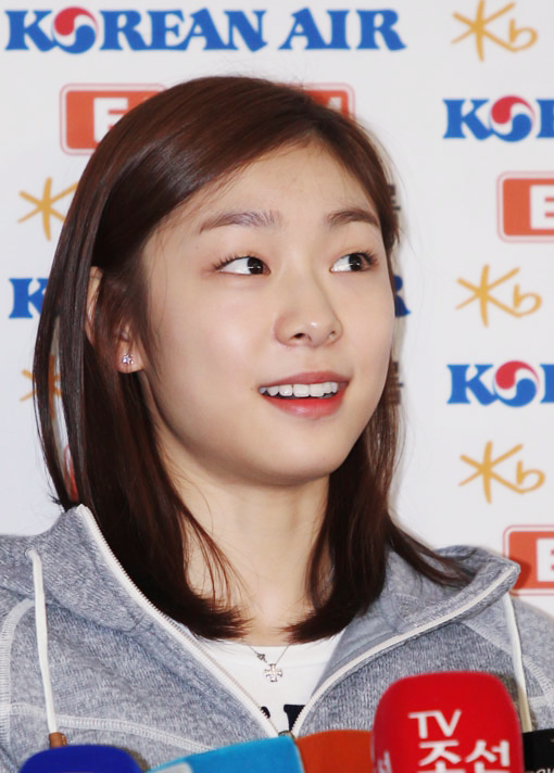 재미로보는 찌라시- 운동선수 출신 미녀스타 의리녀vs쓰레기 (진실은 날조를 해도 변하지 않음) | 인스티즈