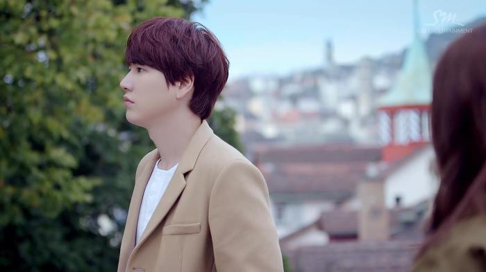  어이없는 규현 신곡 뮤직비디오 캡처 | 인스티즈