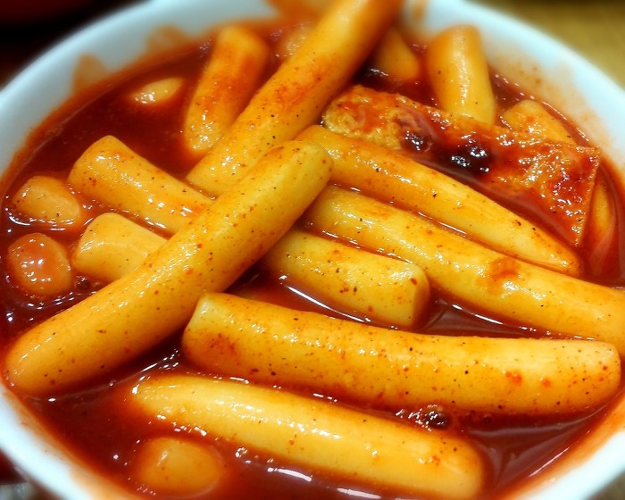 떡볶이 밀떡 vs 쌀떡.jpg | 인스티즈