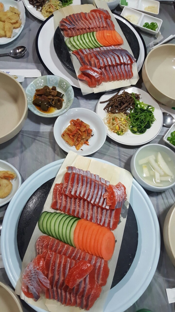 용골횟집 이미지