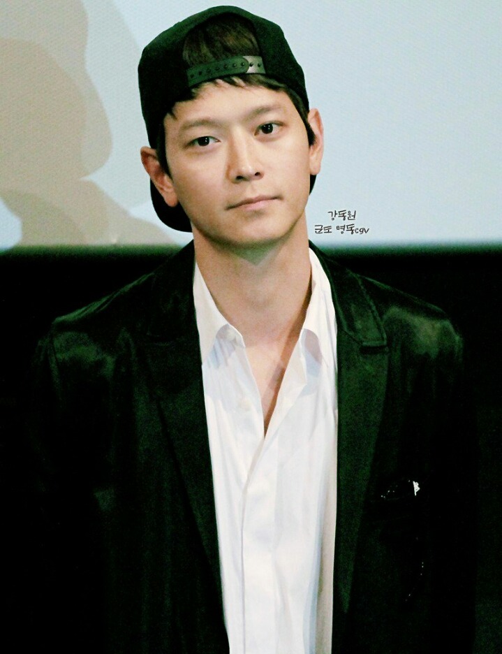 거울을 안보는 이유 ㄷㄷㄷ | 인스티즈
