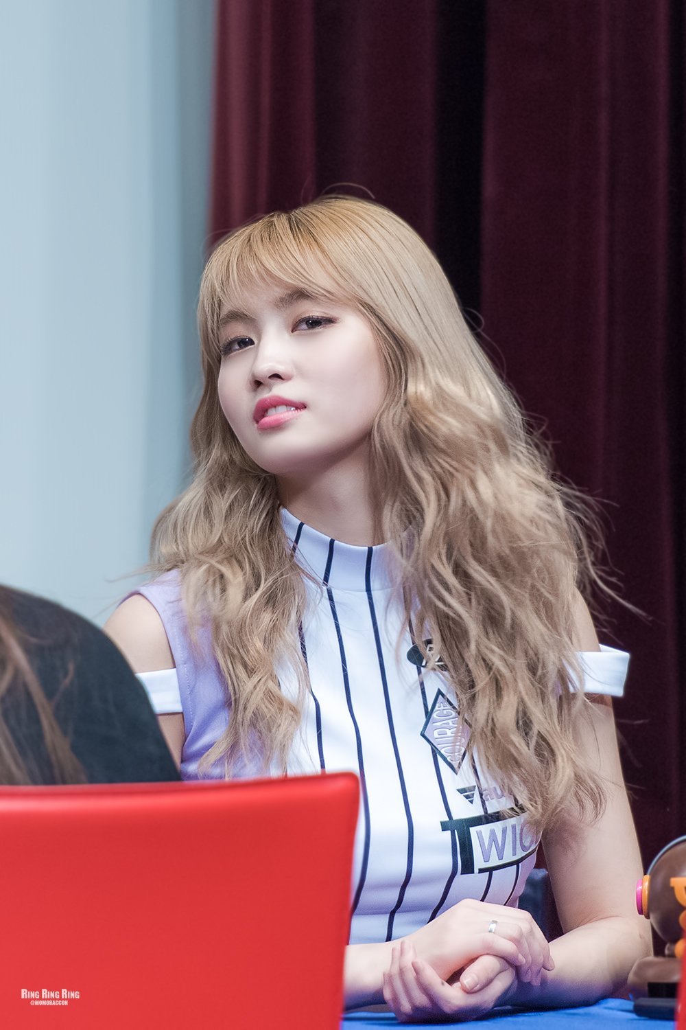 [트와이스] 불금에 올라온 채영이 모모 인스타 움짤 | 인스티즈