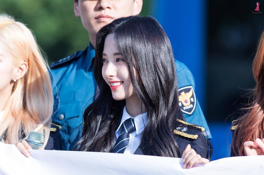 경찰복 입은 우주소녀 보나 | 인스티즈