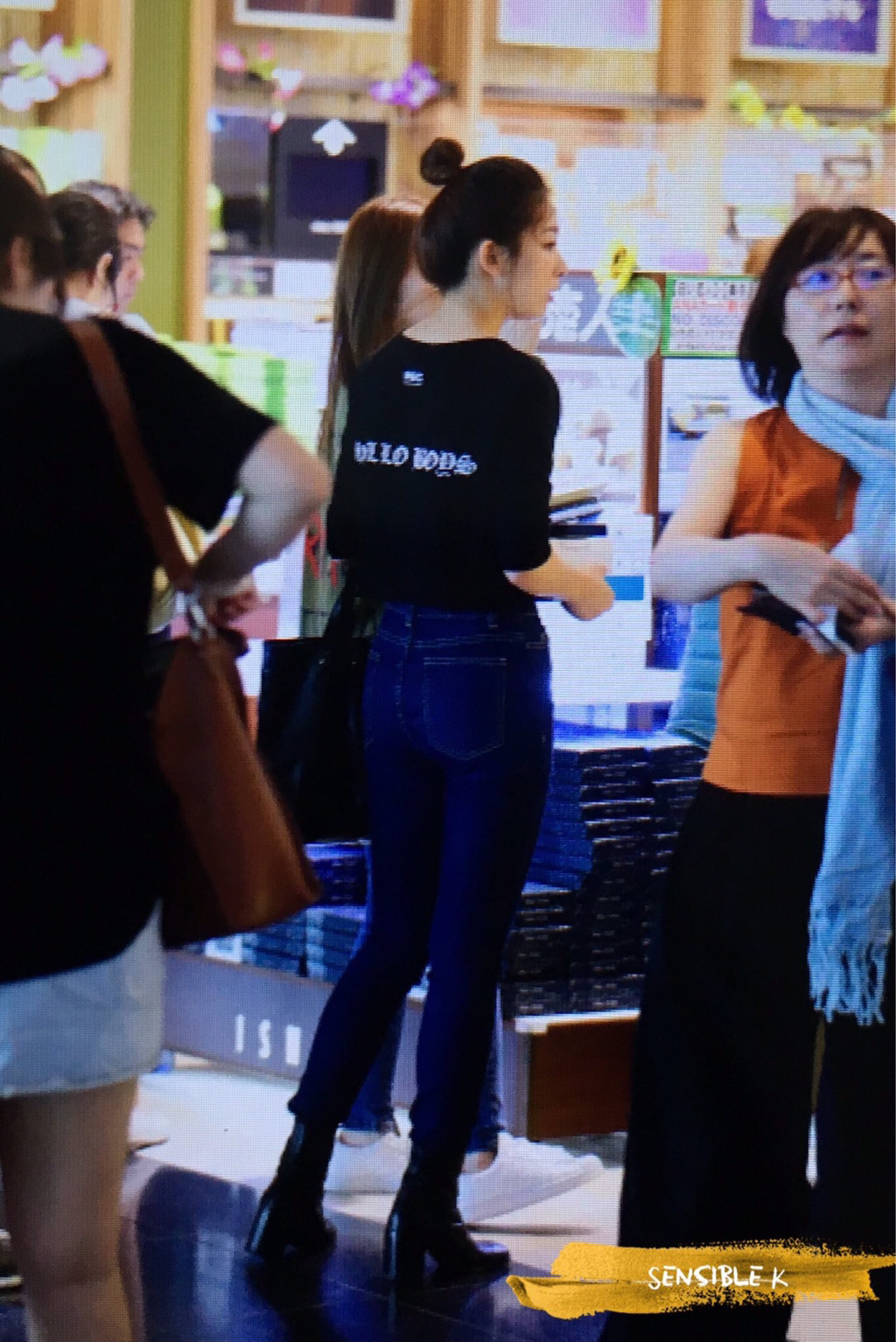 [레드벨벳] 오늘 레전드 찍은 강슬기 입국 프리뷰+기사사진 | 인스티즈