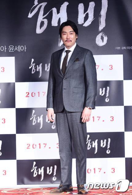 오늘자 조진웅 근황 | 인스티즈