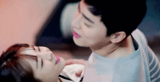 들이대는 박보영.gif | 인스티즈