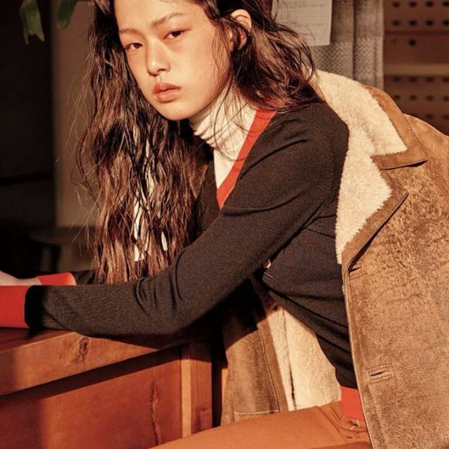SNS에서 설리, 블랙핑크 제니 닮은걸로 화제모은 2001년생 모델 | 인스티즈