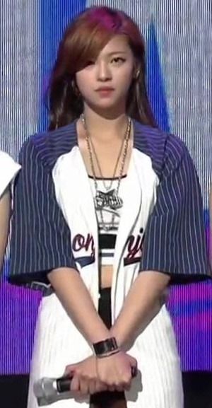 긴머리의 트와이스 정연 | 인스티즈