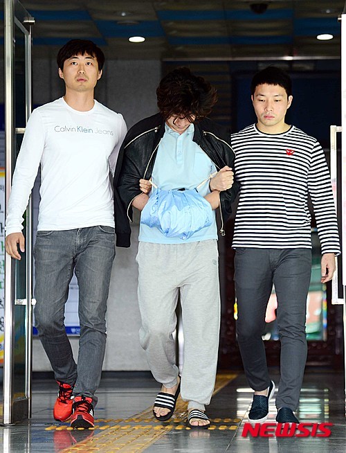 부산 총기 탈취범 얼굴.jpg | 인스티즈