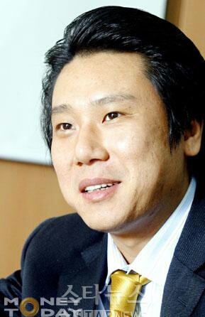 성형도 안 했는데 얼굴 인상 자체가 바뀐 연예인 ; | 인스티즈