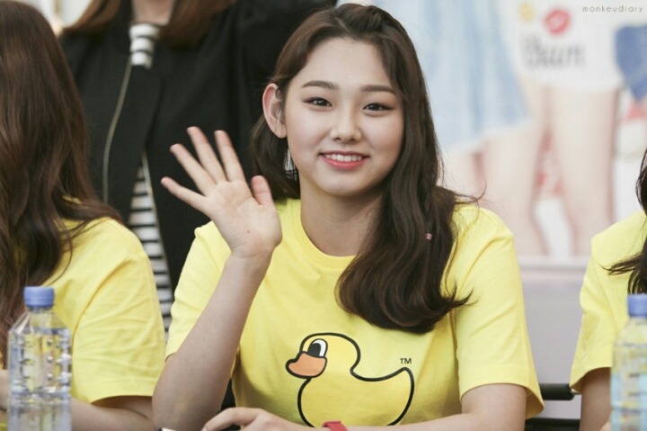 점점 더 귀여워지고 있는 미나.ioi | 인스티즈