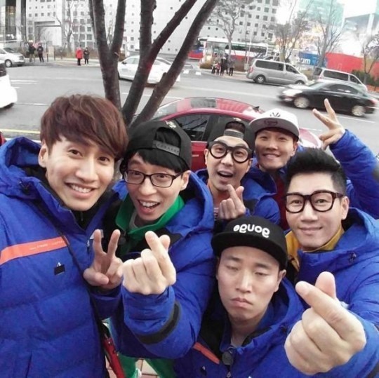 [런닝맨] 이제는 보지못할 것 같은 훈훈한 멤버들 단체 사진..(1) | 인스티즈