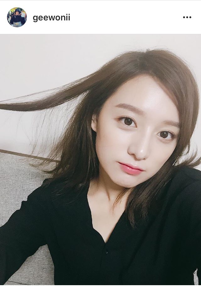 오늘자 김지원 | 인스티즈