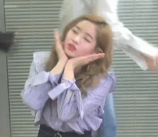 폭주하는 애교머신 다현 | 인스티즈