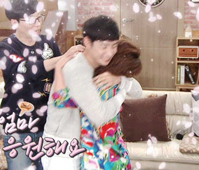 포옹하는데 현실 습관 나오는 남자배우들 | 인스티즈