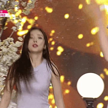 프로듀스101 작은 체구인데 풍요로움을 가진 윤채경.gif | 인스티즈