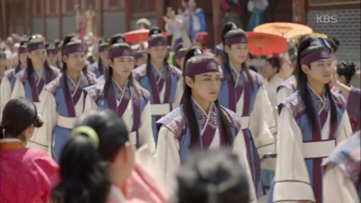 [화랑] 1500년 전 인기 아이돌 화랑 출근길 풍경.jpg (feat.럽라 떡밥) | 인스티즈
