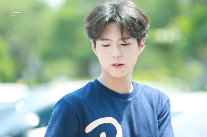 박보검 뮤직뱅크 출근길 레전드 | 인스티즈