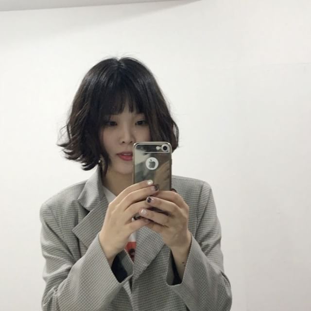 역대급 아이유 닮았다는 사진작가ㄷㄷㄷㄷ | 인스티즈