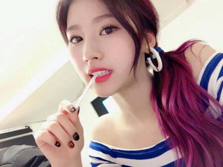 포카리스웨트 cf 사나.gif | 인스티즈