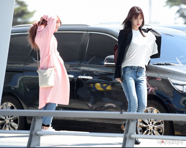 170427 또 어딘가로 출국하는 인처공항 트둥이들 | 인스티즈