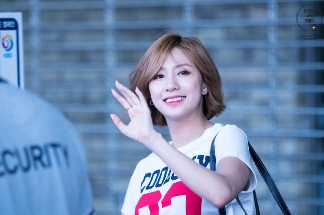 막내인듯 막내 아닌듯한 에이핑크 오하영.jpgif | 인스티즈