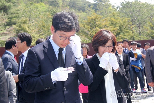 서거 후에도 임기시절 청와대 막내들에게 아직까지도 사랑한다는 말을 듣는 대통령 | 인스티즈