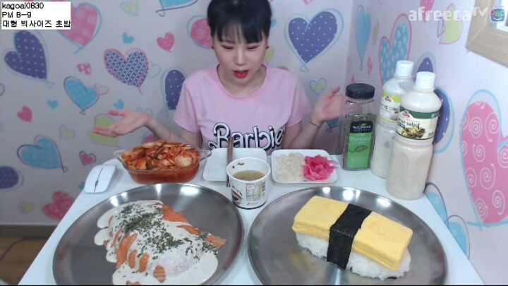 초대형 음식을 사랑하는 먹방BJ | 인스티즈