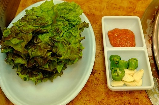 고기와 함께 딱 하나만 선택해야 한다면? | 인스티즈