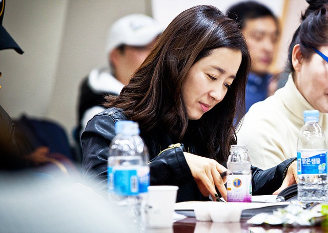 곧 데뷔 44년차 되는 연기자. 드라마계의 공무원.jpg | 인스티즈