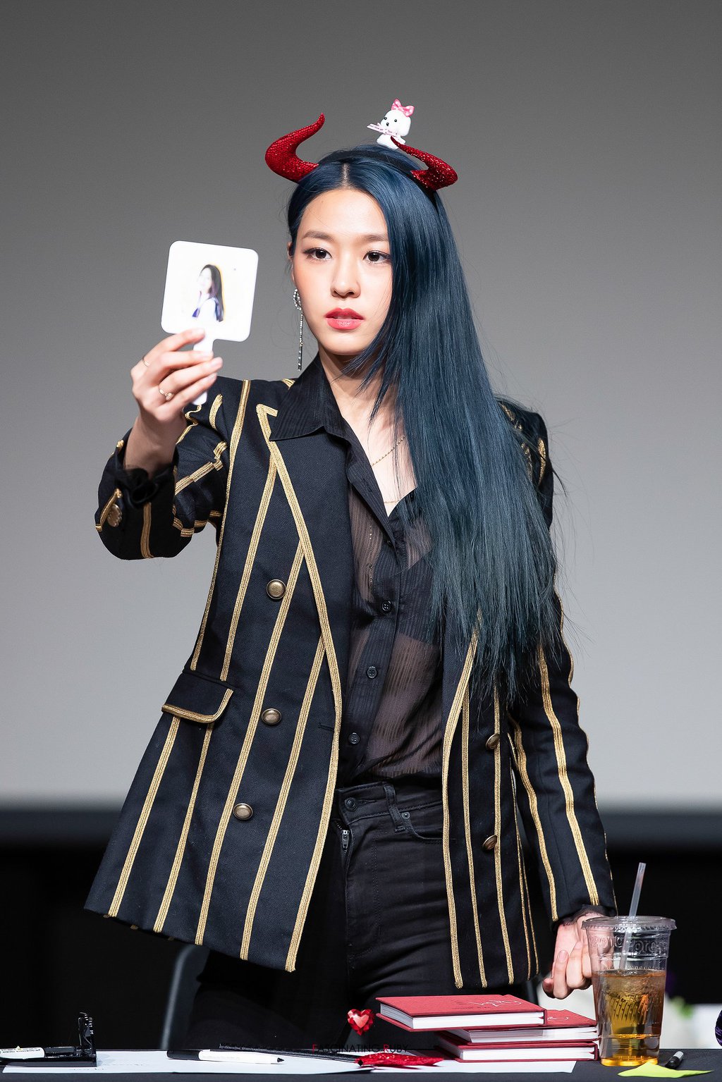 오늘 생일을 맞은 설현이.jpgif | 인스티즈